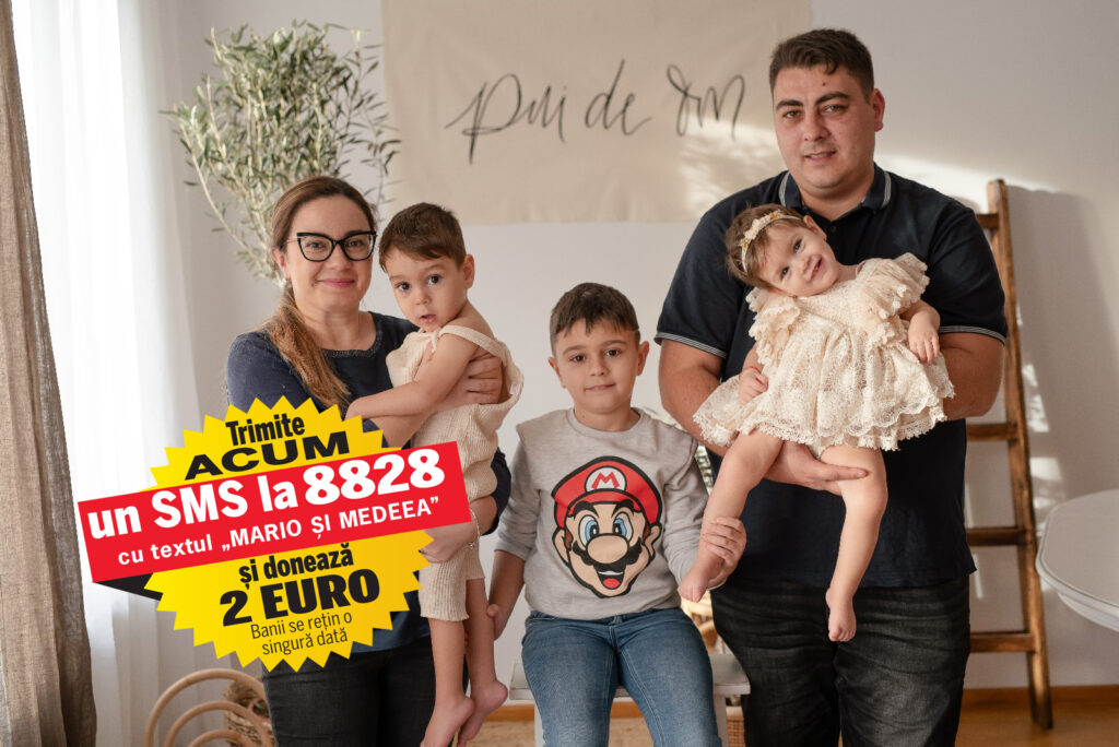Soții Mădălina (31 de ani) și Vlad (32 de ani) Voinea alături de copii lor - David (7 ani, leucemie), Mario (2,9 ani, paraplegie spastică ereditară) și Medeea (1,6 ani, paraplegie spastică ereditară)
